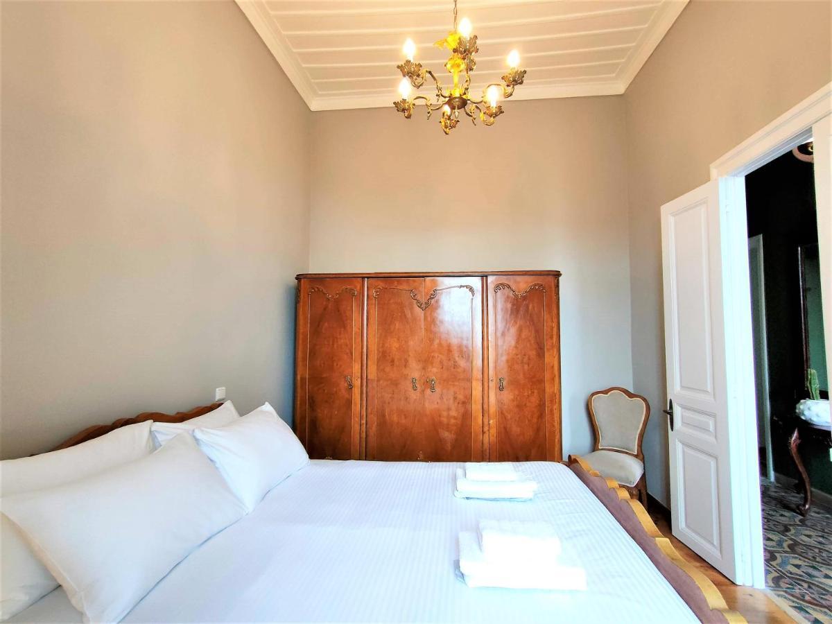 Spiti Sea View Neoclassical House In Stenies Екстер'єр фото