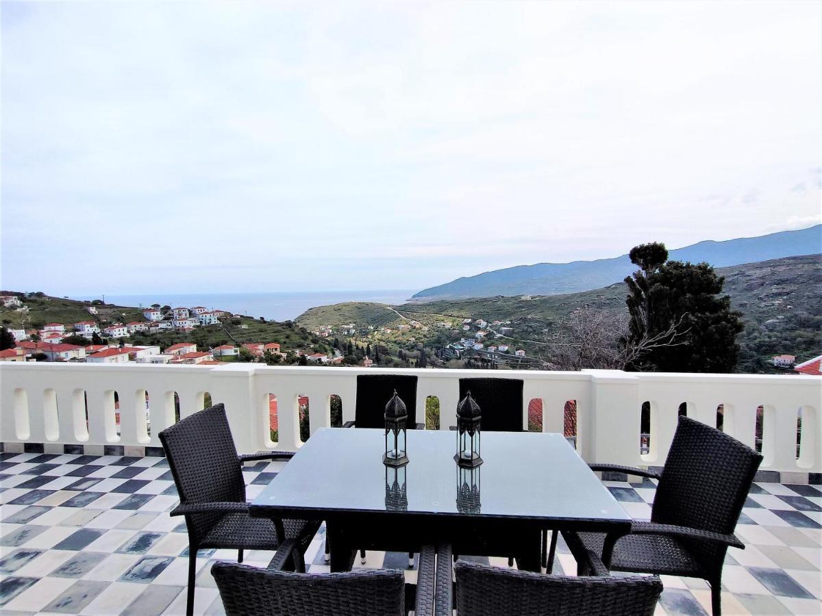 Spiti Sea View Neoclassical House In Stenies Екстер'єр фото